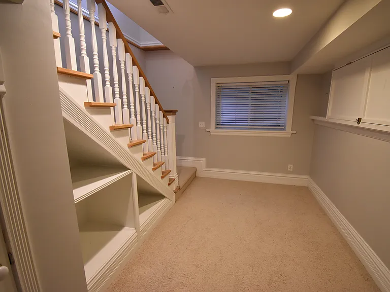 2105 S Fillmore St — Photo 52