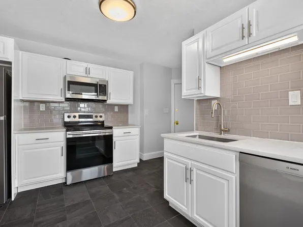 41 Mill St #41A, Quincy, MA 02169