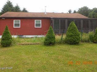 154 High Country Dr, Blakeslee, PA 18610