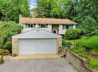 800 Sharps Hill Rd, Pittsburgh, PA 15215