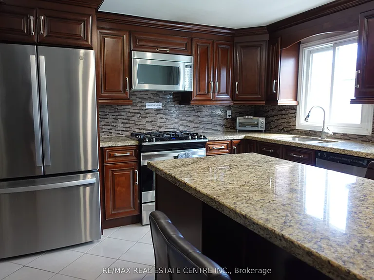 21 Maitland Dr — Photo 9
