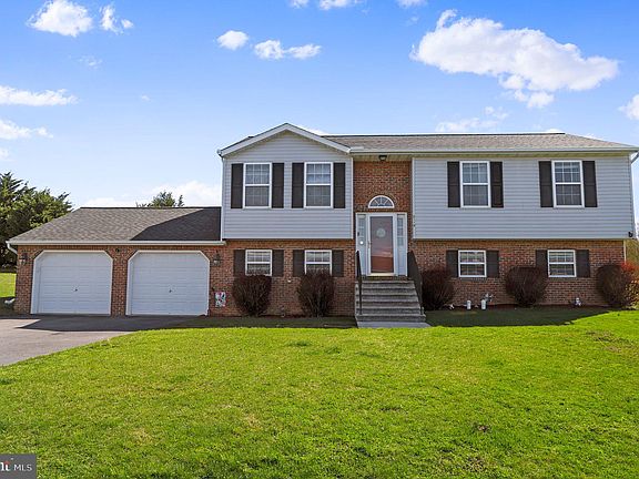 2nd image of 15344 Camden Dr N