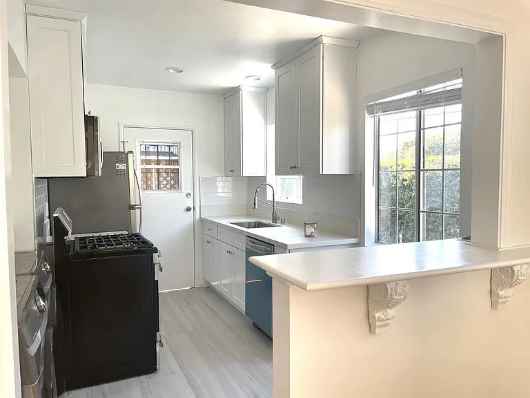 3408 Pearl St — Photo 10