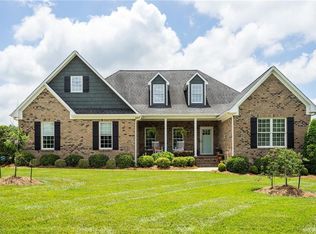3542 Liberty Dr, Burlington, NC 27215