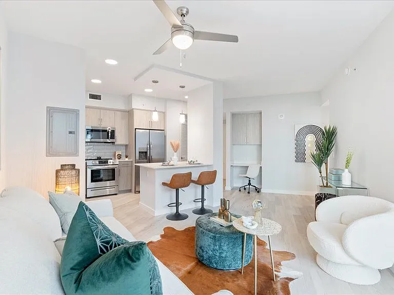 Riverstone Palm Beach — Photo 30