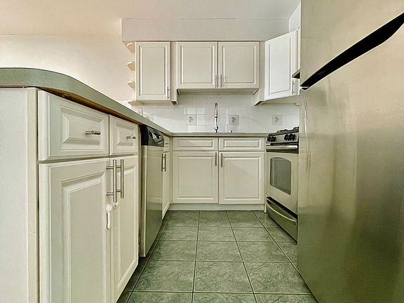 5th image of 132-15 11th Ave Floor 1