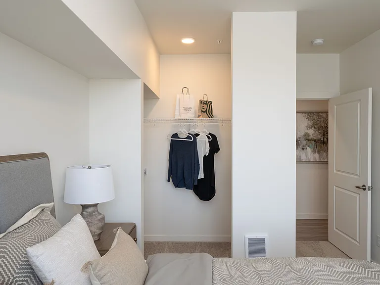 Magnesium Village Apartments — Photo 37