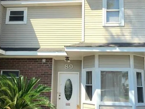 89 Lake Lynn Dr, Harvey, LA 70058