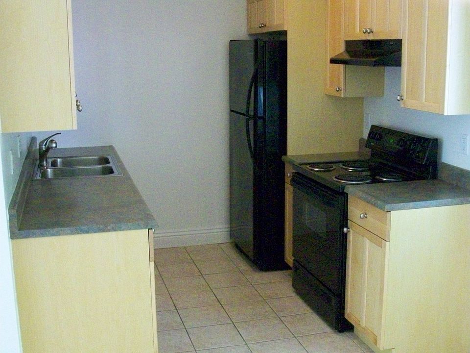 1st image of 2850 Reynard Way APT 16