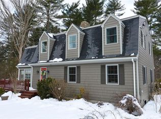 930 E Wallum Lake Rd, Pascoag, RI 02859