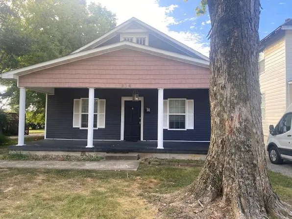 208 Hopkinsville St, Greenville, KY 42345