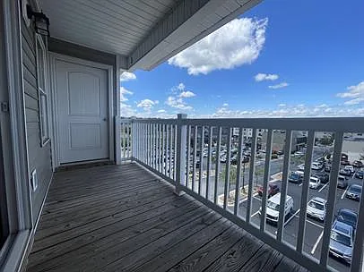 301 Rotunda St #101 — Photo 38