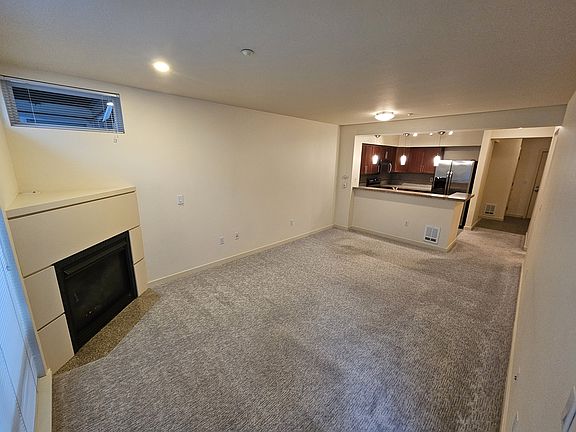 5th image of 211 Kirkland Ave APT 313