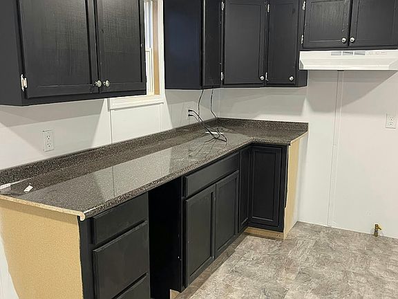 2nd image of 2715 Pearl Ave