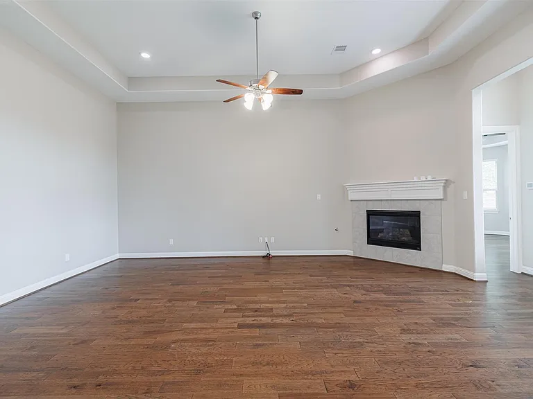 1803 Pepper Grove Ln — Photo 5