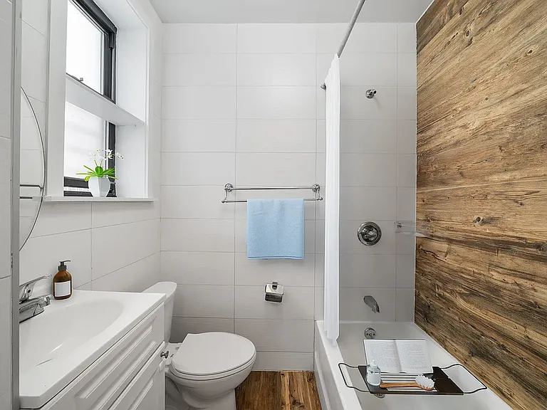 1362 Decatur St #1F — Photo 4
