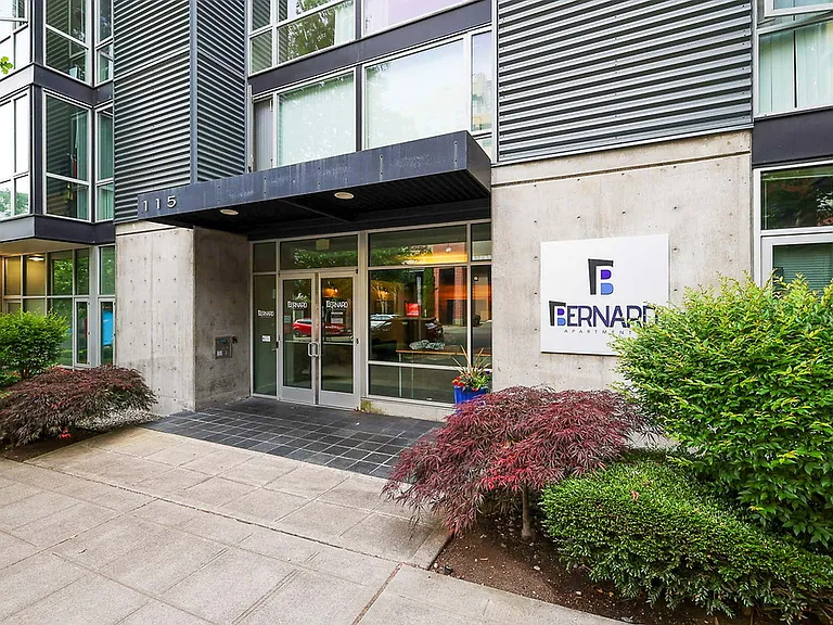 The Bernard — Photo 5
