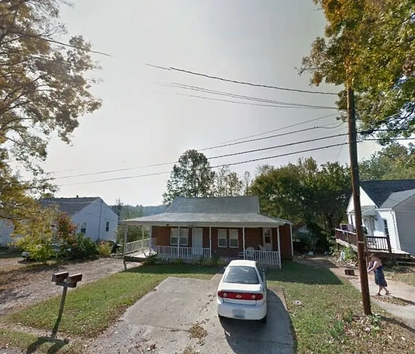 1628 1/2 Rivermont Hts #2