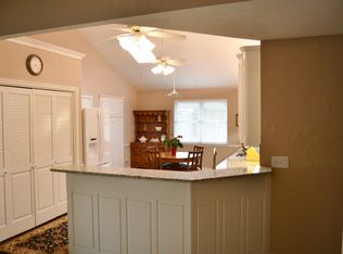 1326 Juniper Ln, Lewisville, TX 75077