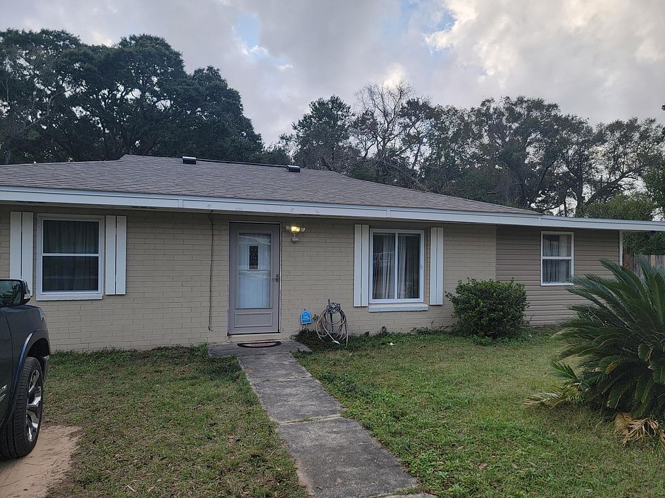 1st image of 1017 Armenia Dr