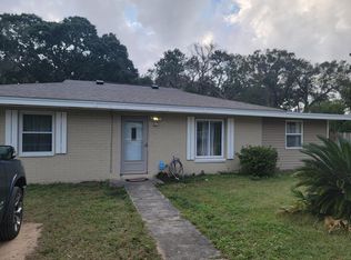 1017 Armenia Dr, Pensacola, FL 32505