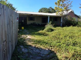 322 W Elizabeth St, Trinity, TX 75862