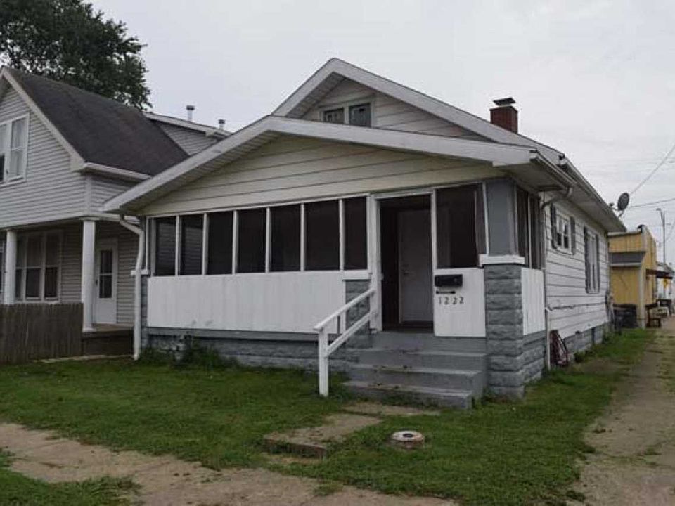 2nd image of 1222 N Elliott St