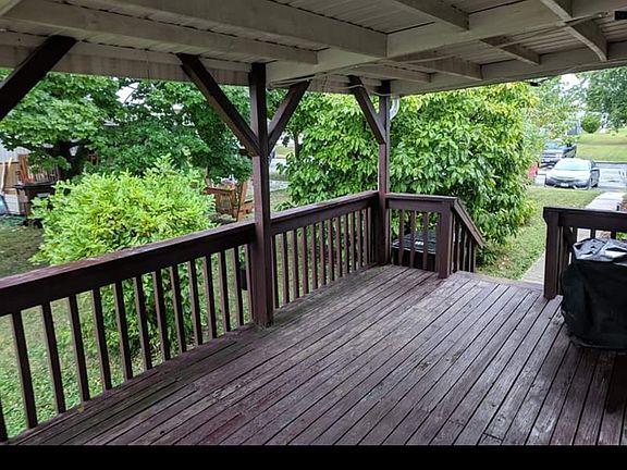 4th image of 185 Northcrest Dr