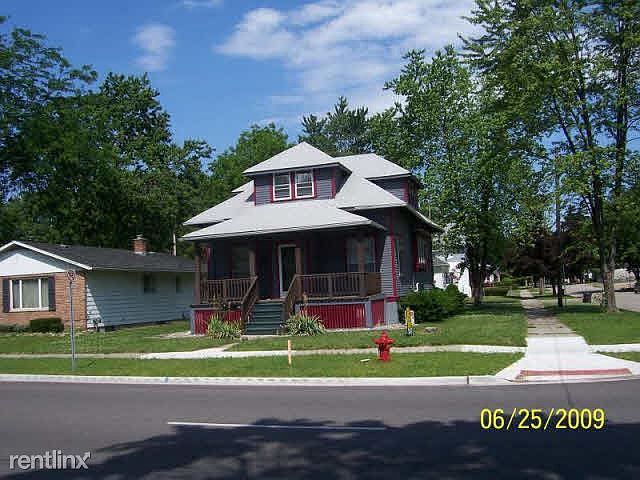 603 S. Woodbridge exterior