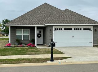 3700 Red Maple Way, Jonesboro, AR 72404