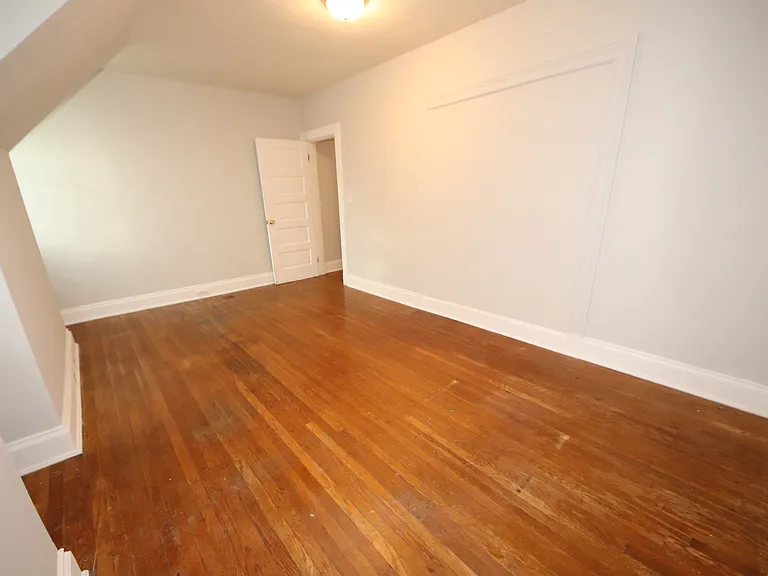 4109 Roland Ave #3F — Photo 9