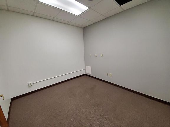 4th image of 163-165 W Huron St #163