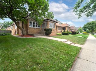 2835 N 55th St, Milwaukee, WI 53210