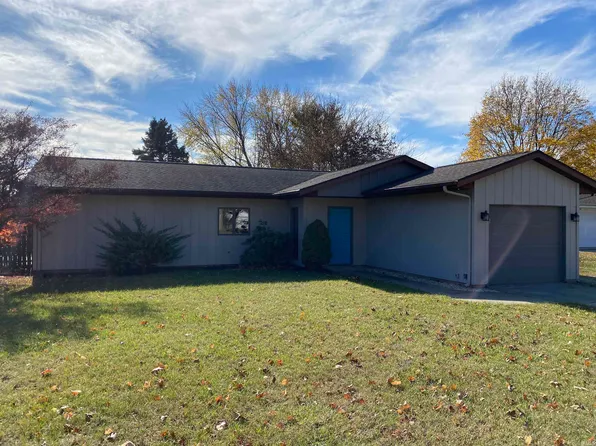 1401 Flamingo Dr, Warsaw, IN 46580