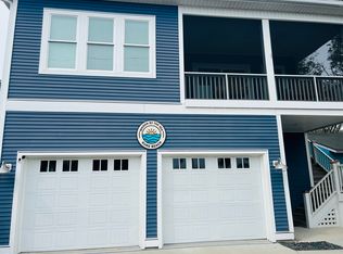 638 S 4th Ave, Kure Beach, NC 28449