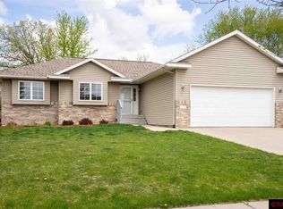 100 Panther Ln, Mankato, MN 56001