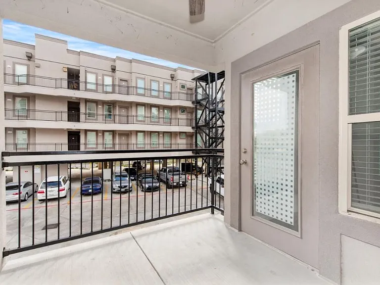 The Lofts of Conroe — Photo 1