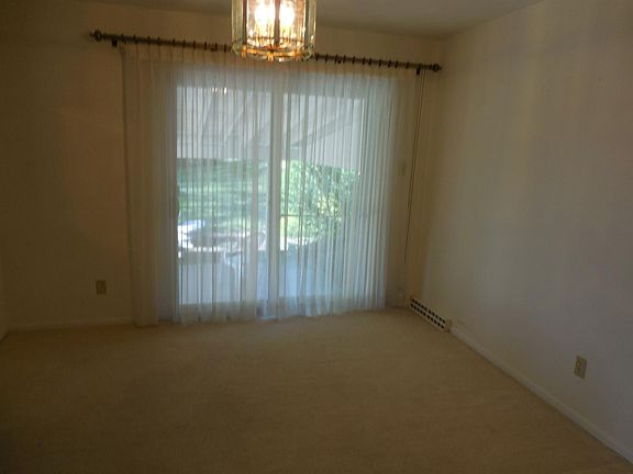 3rd image of 6242 Sharlene Dr