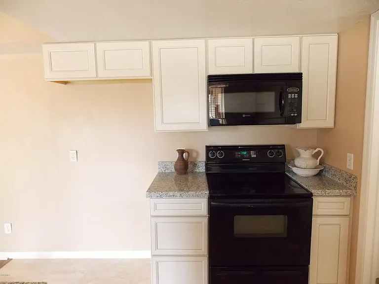 REFRIGERATOR WILL BE INCLUDED, NOT PICTURED