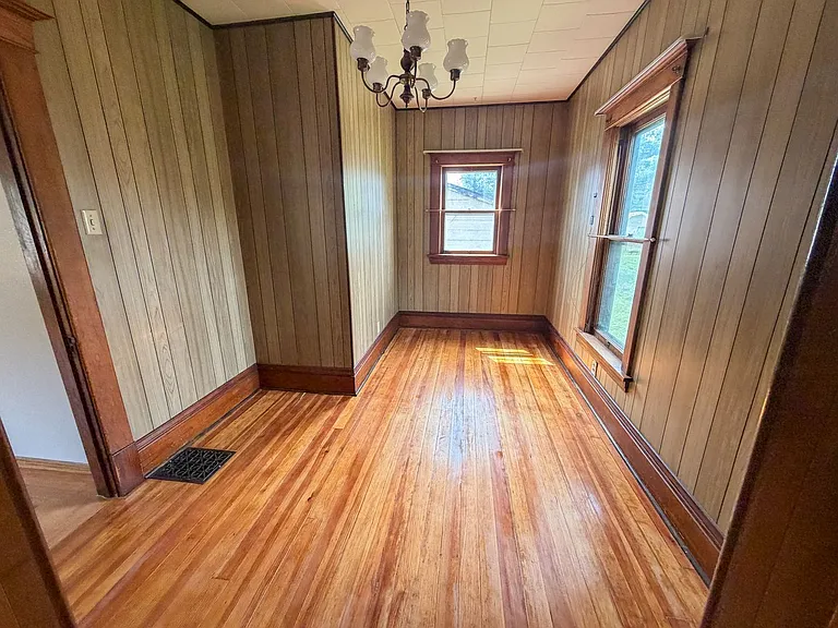 609 N Edmunds St — Photo 6