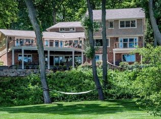 4600 N Hewitts Point Rd, Oconomowoc, WI 53066