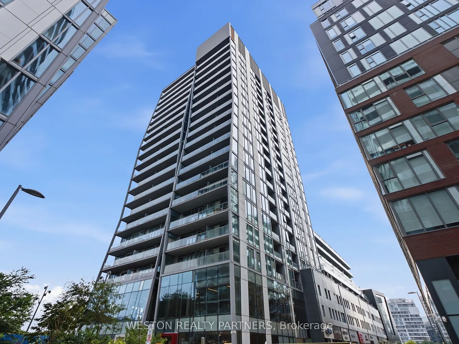 3 bed, $3,550 — Photo 1