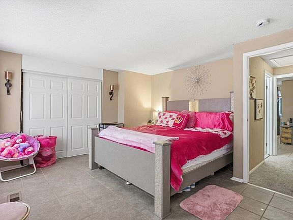 5th image of 7735 Sandra Ln