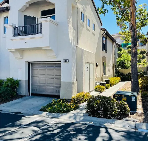 39246 Mango Bay Ln #D — Photo 1