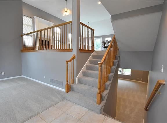 4th image of 7921 W 155th Pl