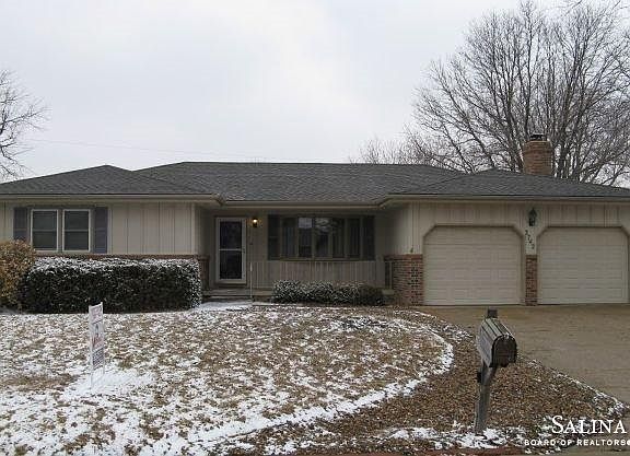 3rd image of 2742 Bret Ave