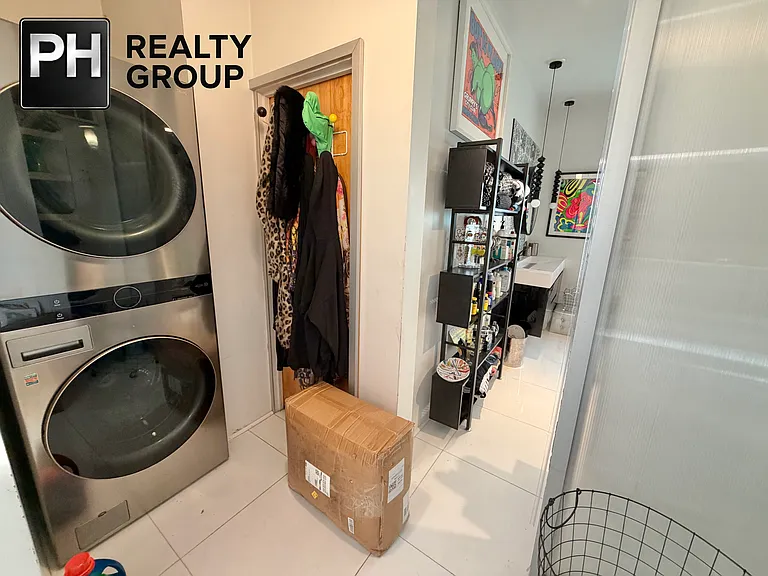 87 Oxford Ave #1 — Photo 15