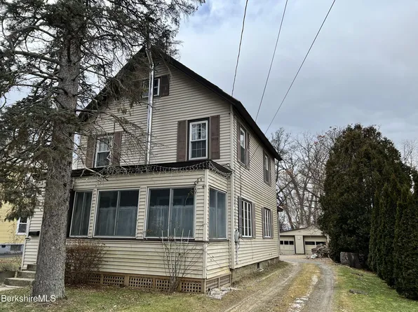 23 Goodrich St, North Adams, MA 01247