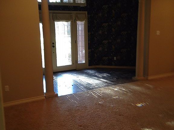 5th image of 4012 Pinecreek Dr