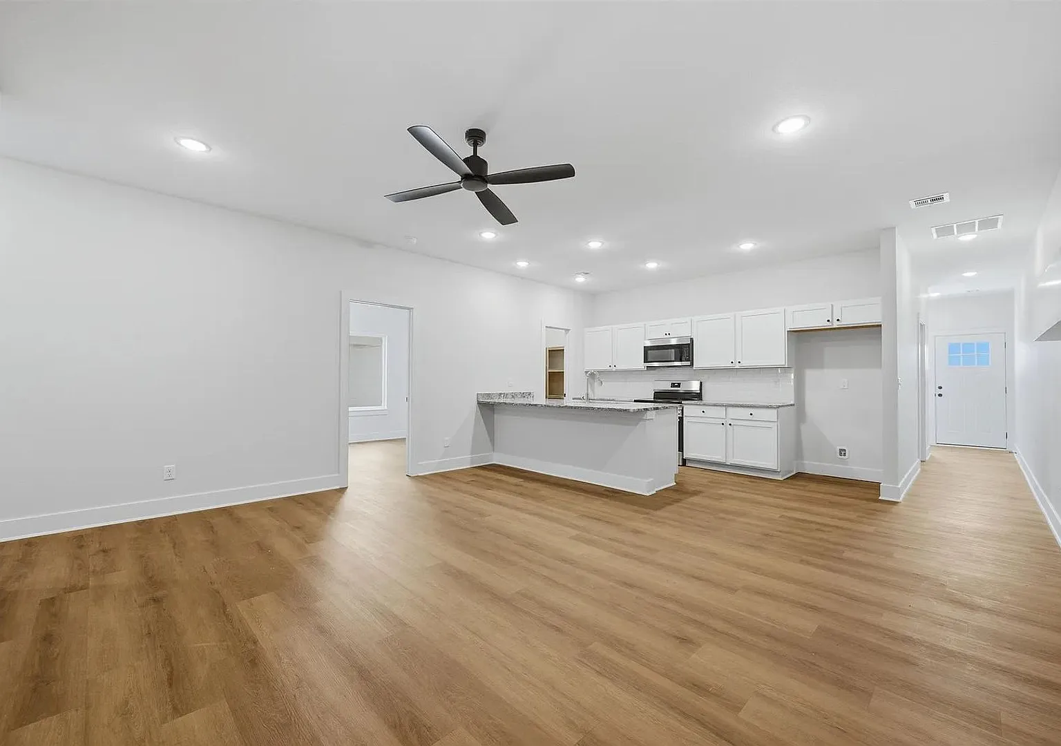 The Parker Floorplan - 4 Bedroom 2 Bathroom — Photo 3